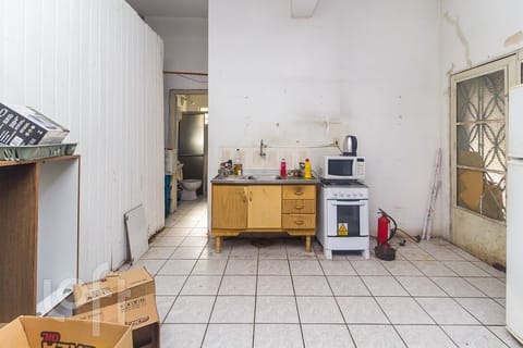 Image 29 - 231958